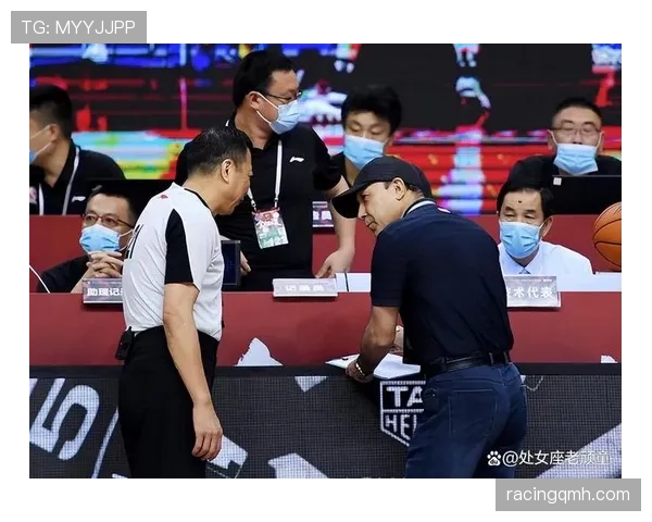 为什么看似轻微的犯规会被判罚?裁判的判定逻辑揭秘 为什么看似轻微的犯规会被判罚?裁判的判定逻辑揭秘